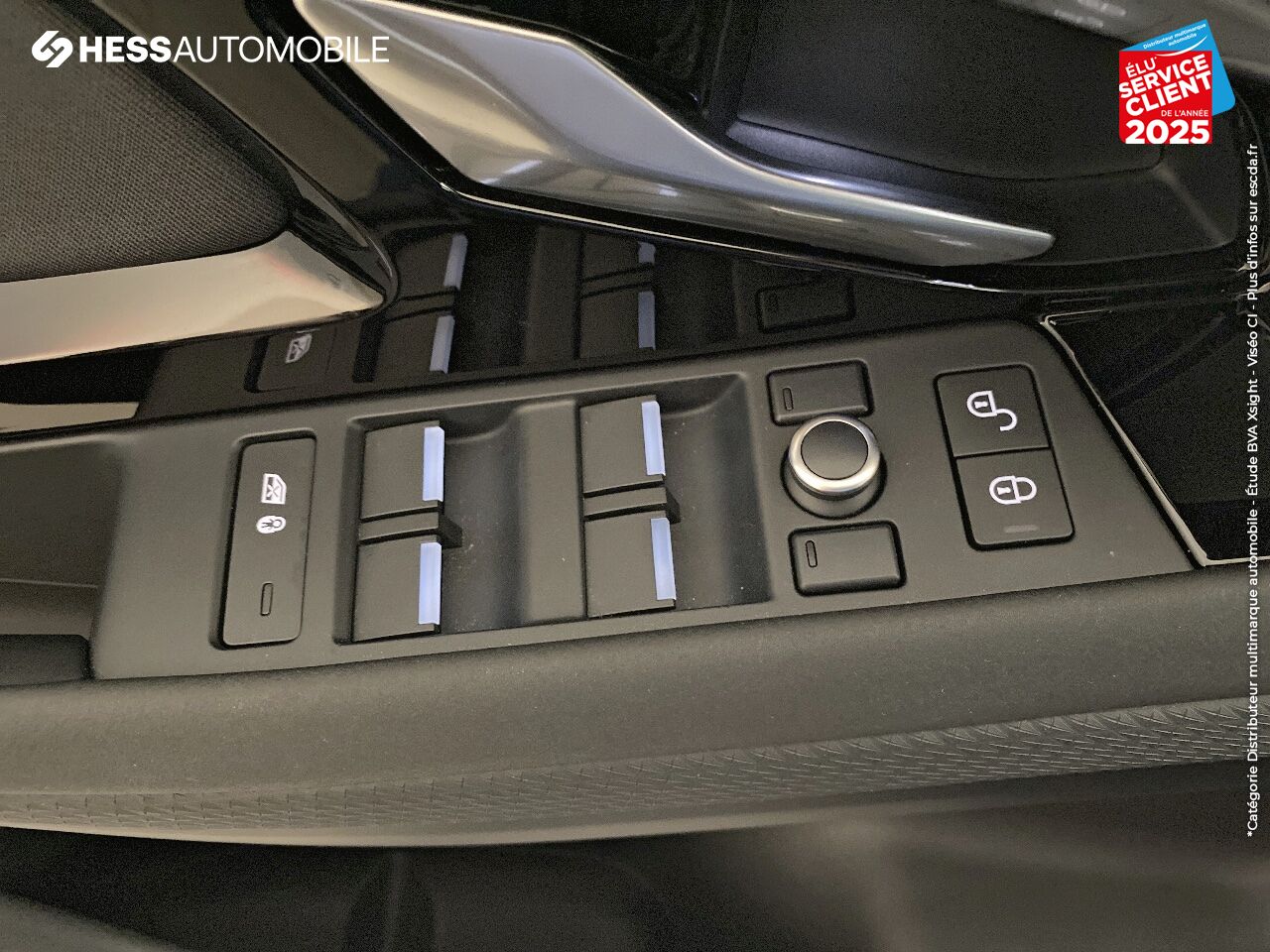 Véhicule d'occasion LAND-ROVER EVOQUE 2.0 D 150CH BUSINESS AWD BVA TPANO CAMERA chez Land Rover Strasbourg