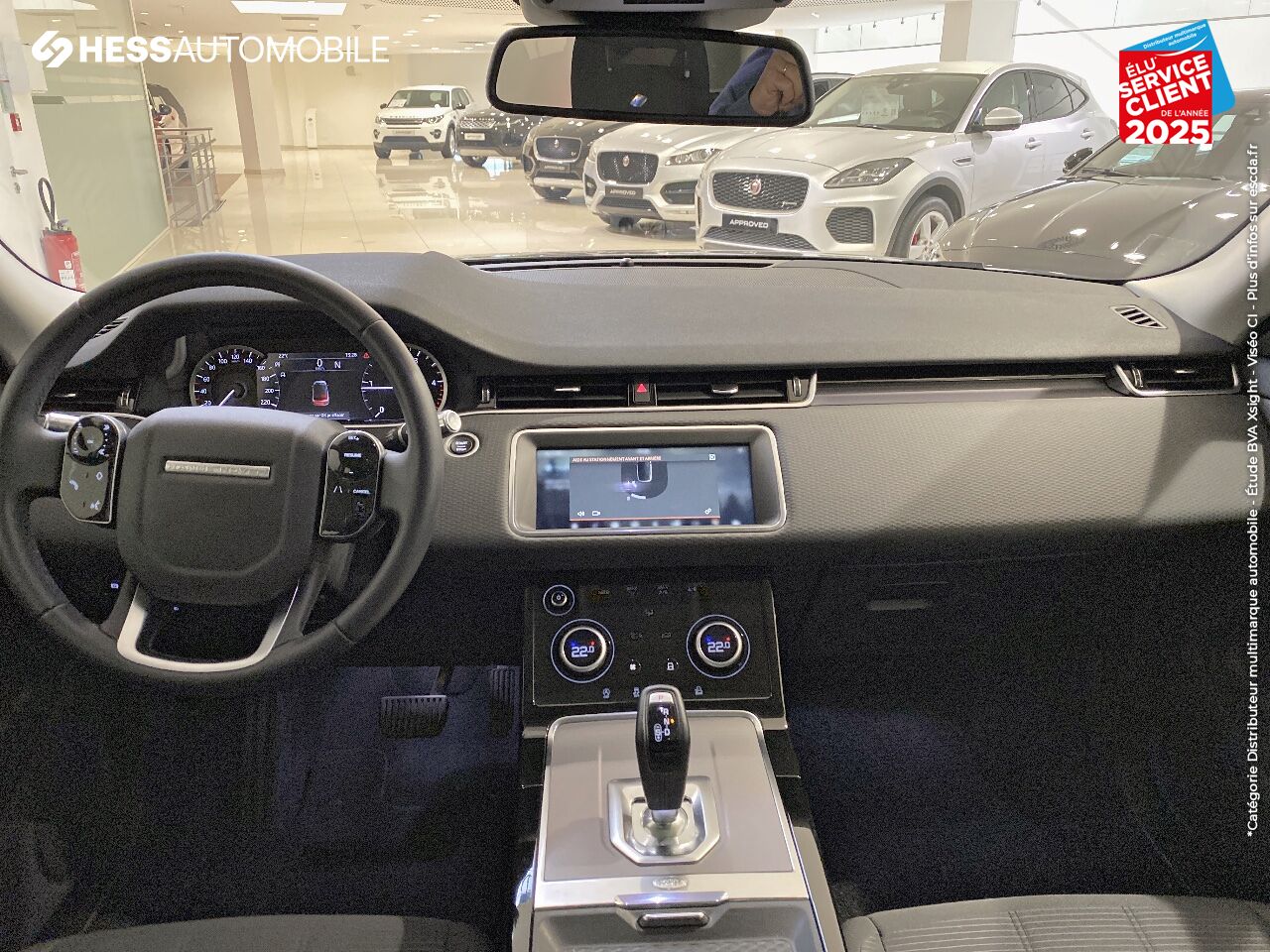 Véhicule d'occasion LAND-ROVER EVOQUE 2.0 D 150CH BUSINESS AWD BVA TPANO CAMERA chez Land Rover Strasbourg