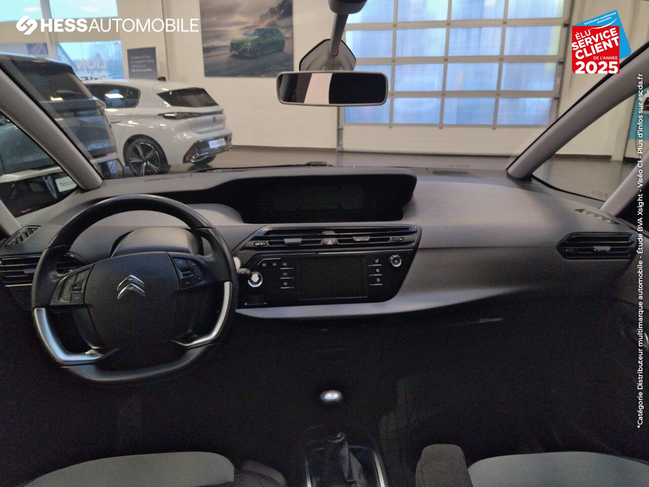 Véhicule d'occasion CITROEN GRAND C4 PICASSO PURETECH 130CH FEEL S/S CAMERA chez Renault Sélestat