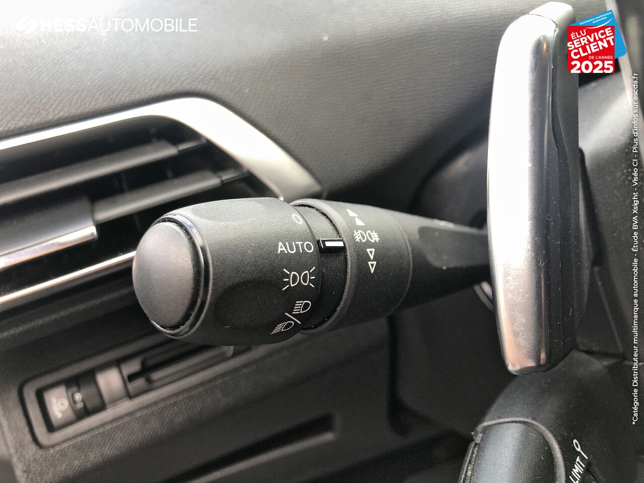 Véhicule d'occasion PEUGEOT 3008 1.5 BLUEHDI 130CH E6.C ACTIVE BUSINESS S/S EAT8 MIRROR SCREEN RADAR AV/AR CLIM AUTO chez Peugeot Hirson