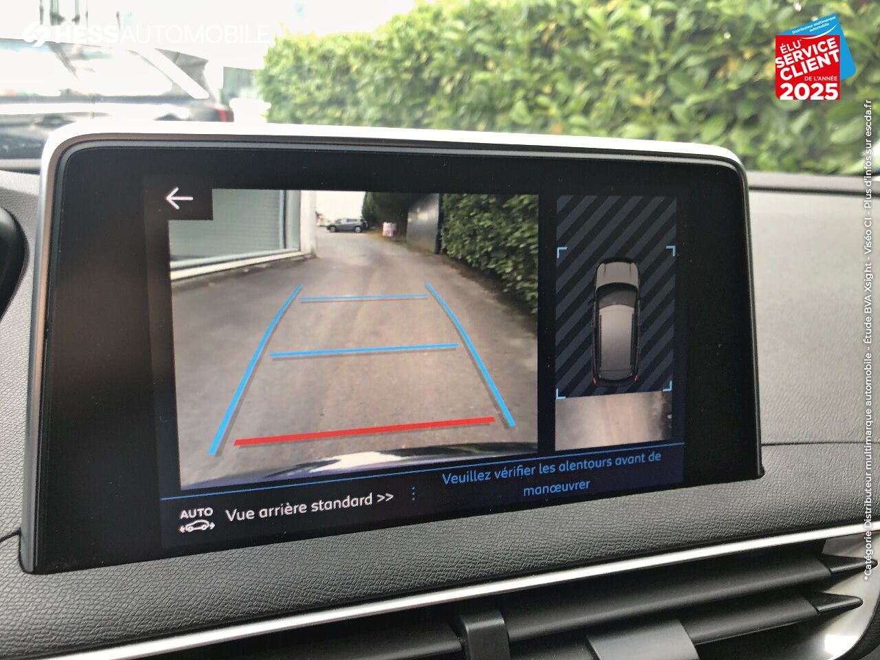 Véhicule d'occasion PEUGEOT 3008 1.5 BLUEHDI 130CH E6.C ACTIVE BUSINESS S/S EAT8 MIRROR SCREEN RADAR AV/AR CLIM AUTO chez Peugeot Hirson