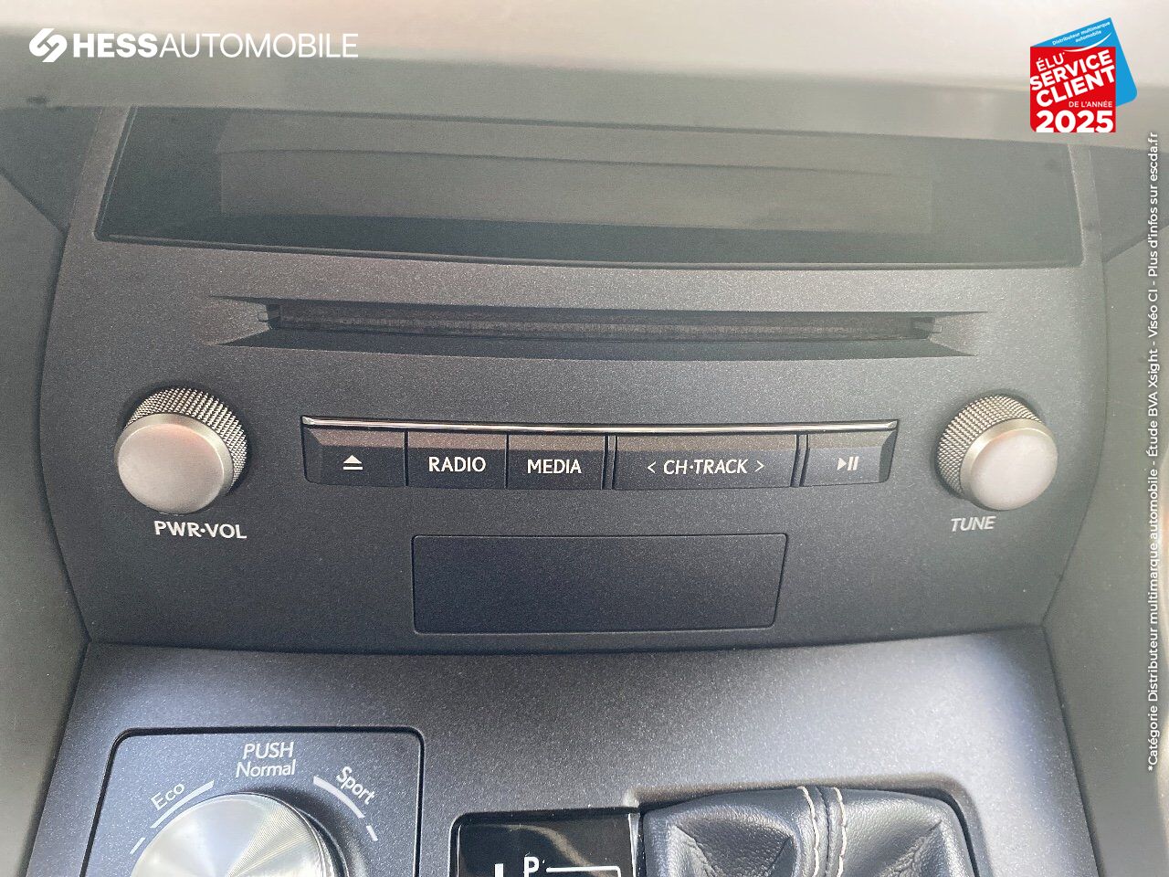 Véhicule d'occasion LEXUS NX 300H 4WD LUXE EURO6D-T SIEGES CHAUF/CUIR GPS CAMERA chez Lexus Metz