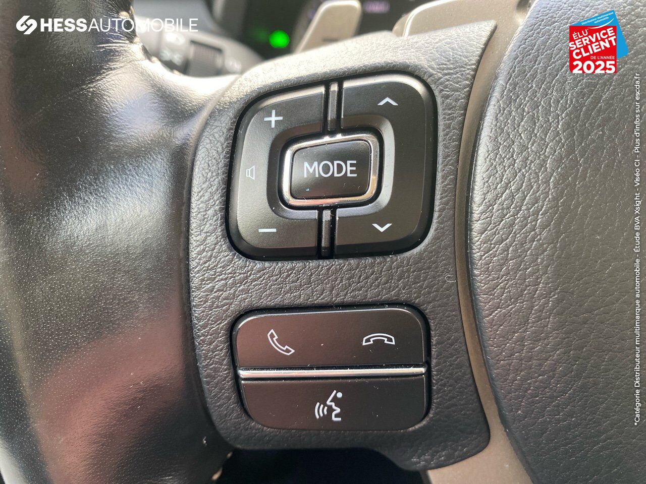 Véhicule d'occasion LEXUS NX 300H 4WD LUXE EURO6D-T SIEGES CHAUF/CUIR GPS CAMERA chez Lexus Metz