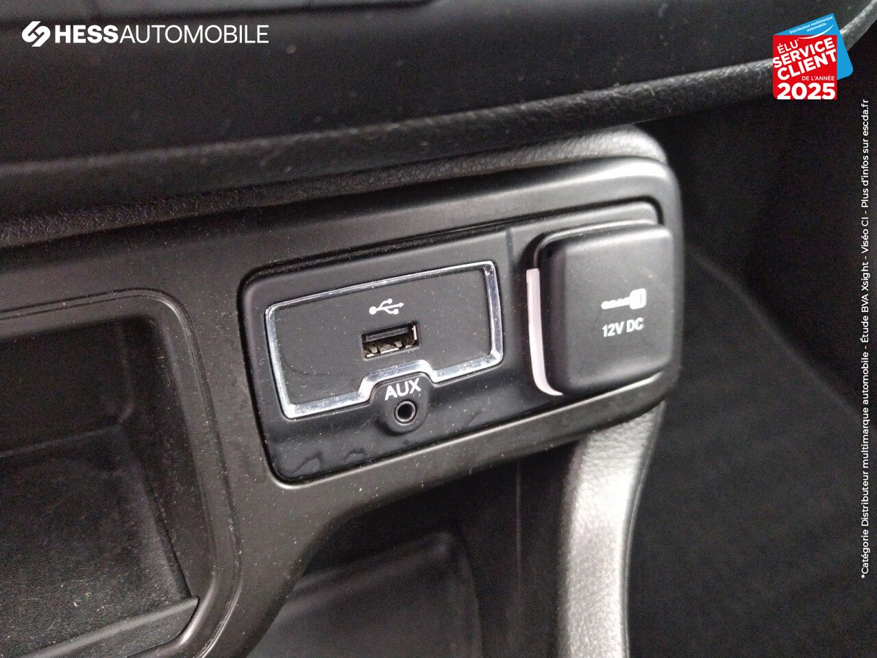 Véhicule d'occasion JEEP RENEGADE 1.6 MULTIJET 120CH LIMITED GPS CAMERA chez Fiat Besançon