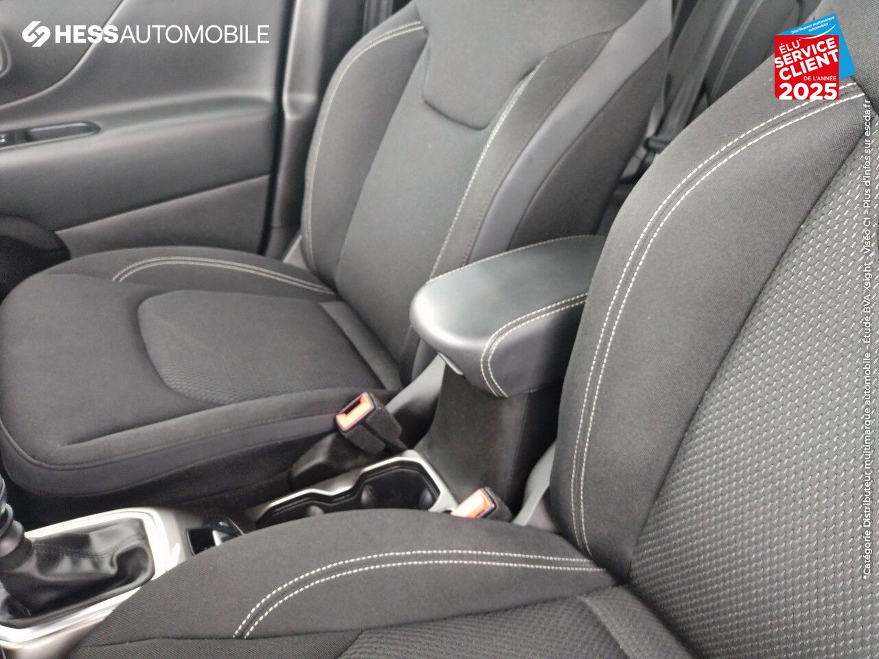 Véhicule d'occasion JEEP RENEGADE 1.6 MULTIJET 120CH LIMITED GPS CAMERA chez Fiat Besançon