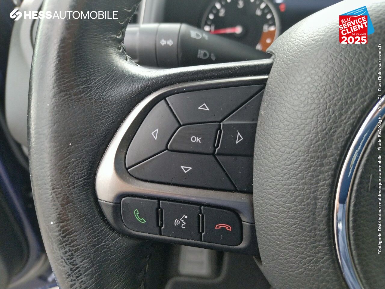 Véhicule d'occasion JEEP RENEGADE 1.6 MULTIJET 120CH LIMITED GPS CAMERA chez Fiat Besançon