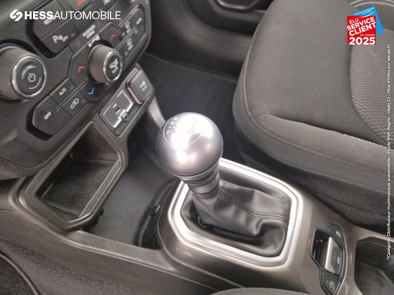 Véhicule d'occasion JEEP RENEGADE 1.6 MULTIJET 120CH LIMITED GPS CAMERA chez Fiat Besançon
