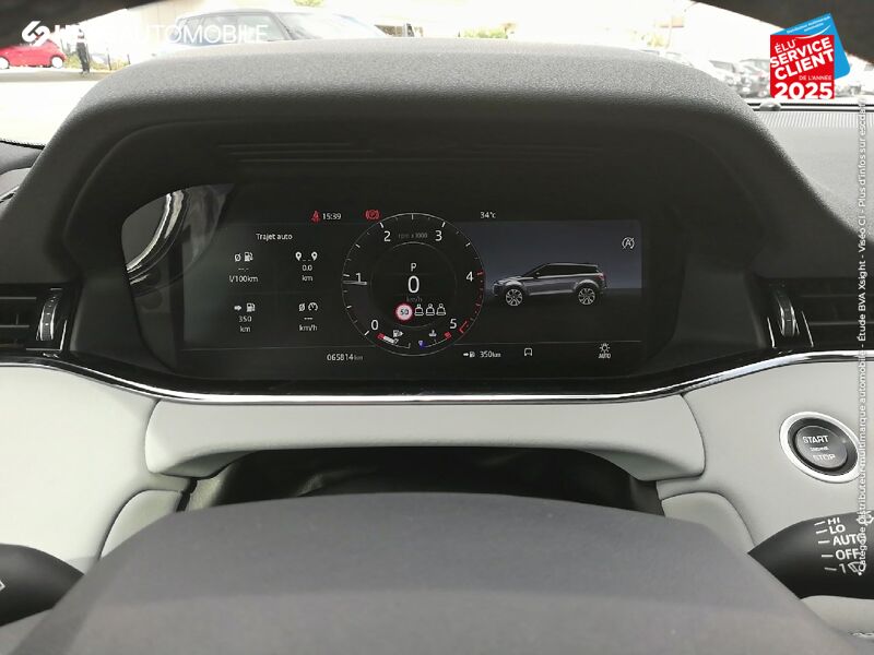 Véhicule d'occasion LAND-ROVER EVOQUE 2.0 D 180CH R-DYNAMIC S AWD BVA TPANO/OUVRANT SIEGE CHAUF GPS CAMERA chez Land Rover Metz