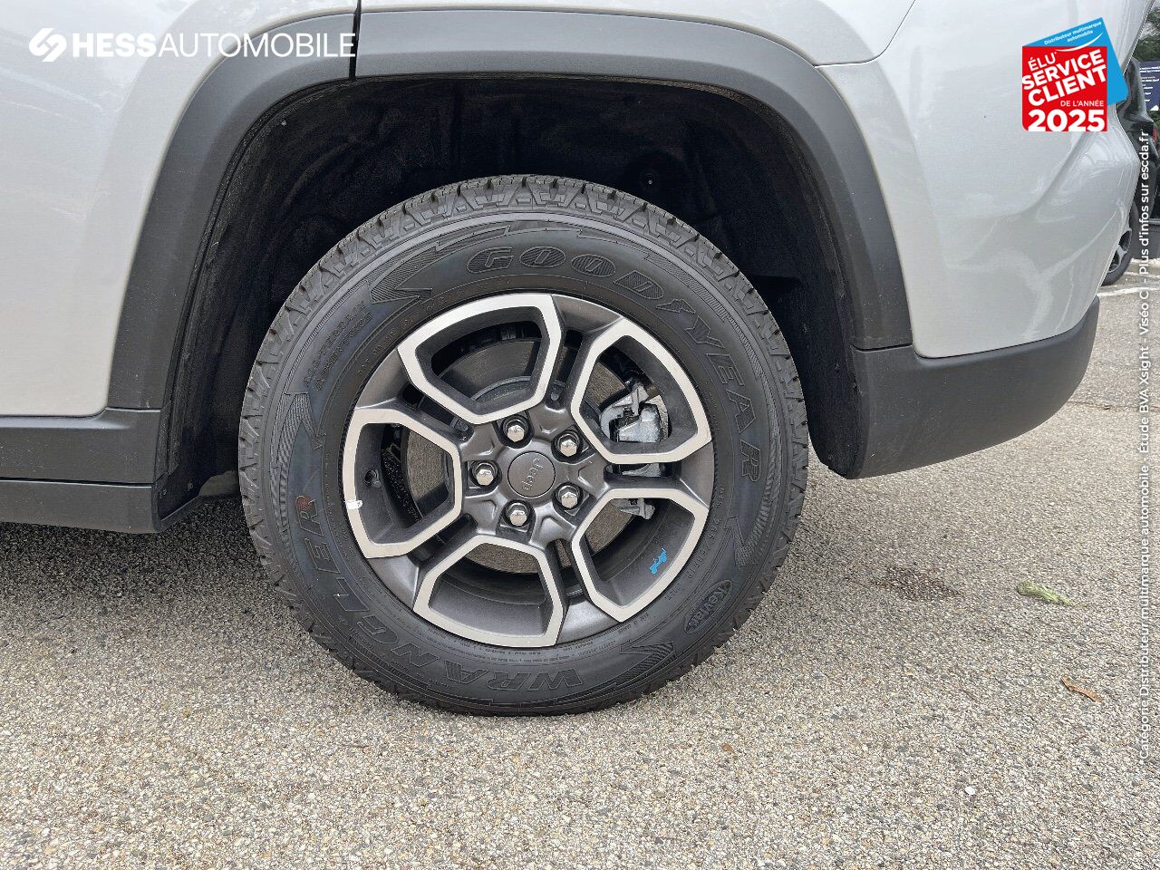 Véhicule d'occasion JEEP GRAND CHEROKEE 2.0 T 380CH 4XE TRAILHAWK BVA8 chez Fiat Besançon