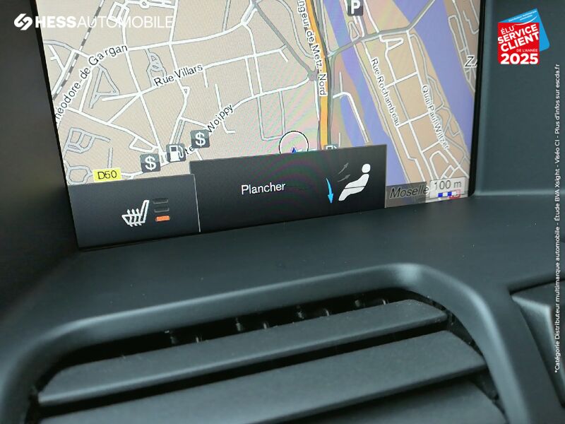 Véhicule d'occasion VOLVO XC60 D3 150CH SIGNATURE EDITION GEARTRONIC TOUVRANT CUIR SIEGE CHAUF GPS CAMERA chez Volvo Metz