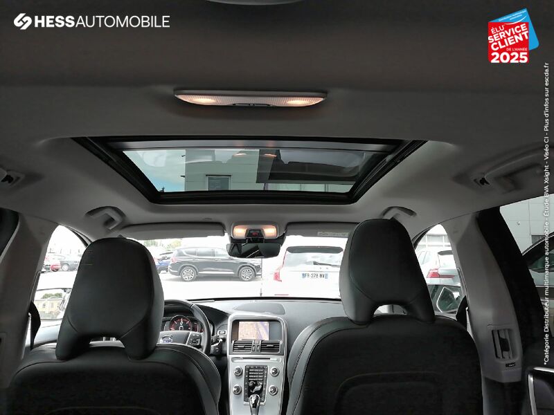 Véhicule d'occasion VOLVO XC60 D3 150CH SIGNATURE EDITION GEARTRONIC TOUVRANT CUIR SIEGE CHAUF GPS CAMERA chez Volvo Metz