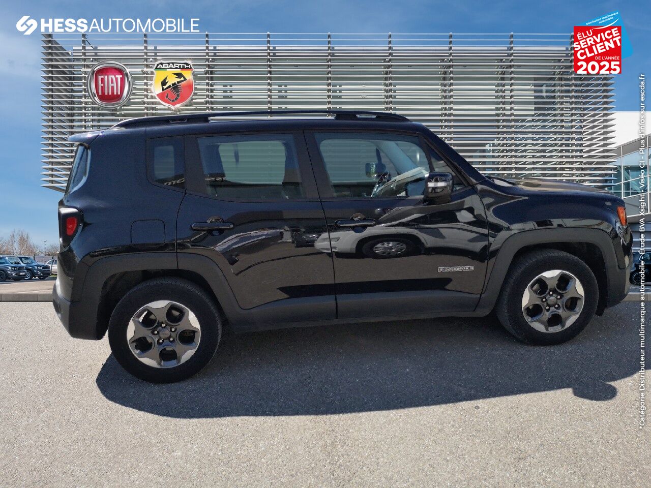 Véhicule d'occasion JEEP RENEGADE 1.4 MULTIAIR S/S 140CH LONGITUDE BVRD6 TOUVRANT chez Fiat Colmar