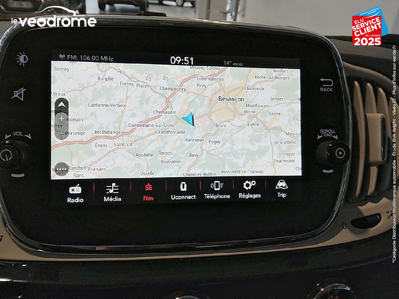 Véhicule d'occasion FIAT 500 1.2 8V 69CH LIVE EDIZIONE GPS RADAR AR chez Le Veodrome