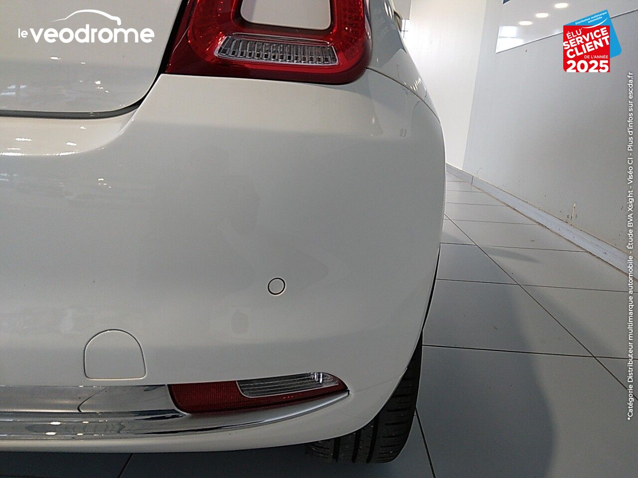 Véhicule d'occasion FIAT 500 1.2 8V 69CH LIVE EDIZIONE GPS RADAR AR chez Le Veodrome