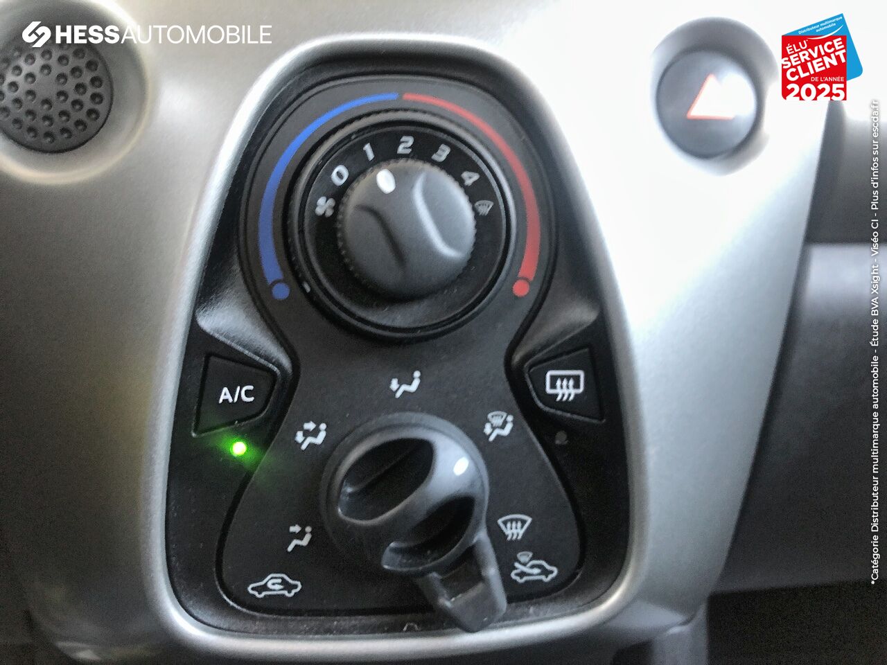 Véhicule d'occasion TOYOTA AYGO 1.0 VVT-I 72CH X-PLAY 5P CAMERA chez Toyota Metz