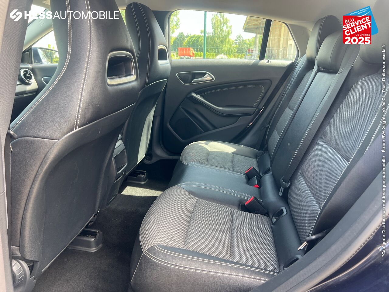 Véhicule d'occasion MERCEDES-BENZ CLA SHOOTING BRAKE 180 D BUSINESS 7G-DCT chez BMW Dole