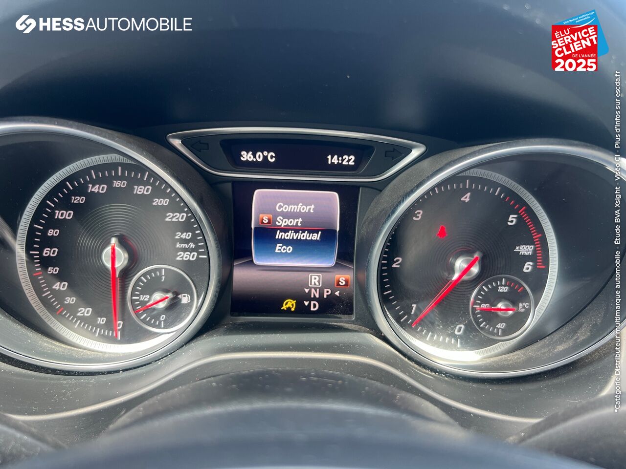 Véhicule d'occasion MERCEDES-BENZ CLA SHOOTING BRAKE 180 D BUSINESS 7G-DCT chez BMW Dole