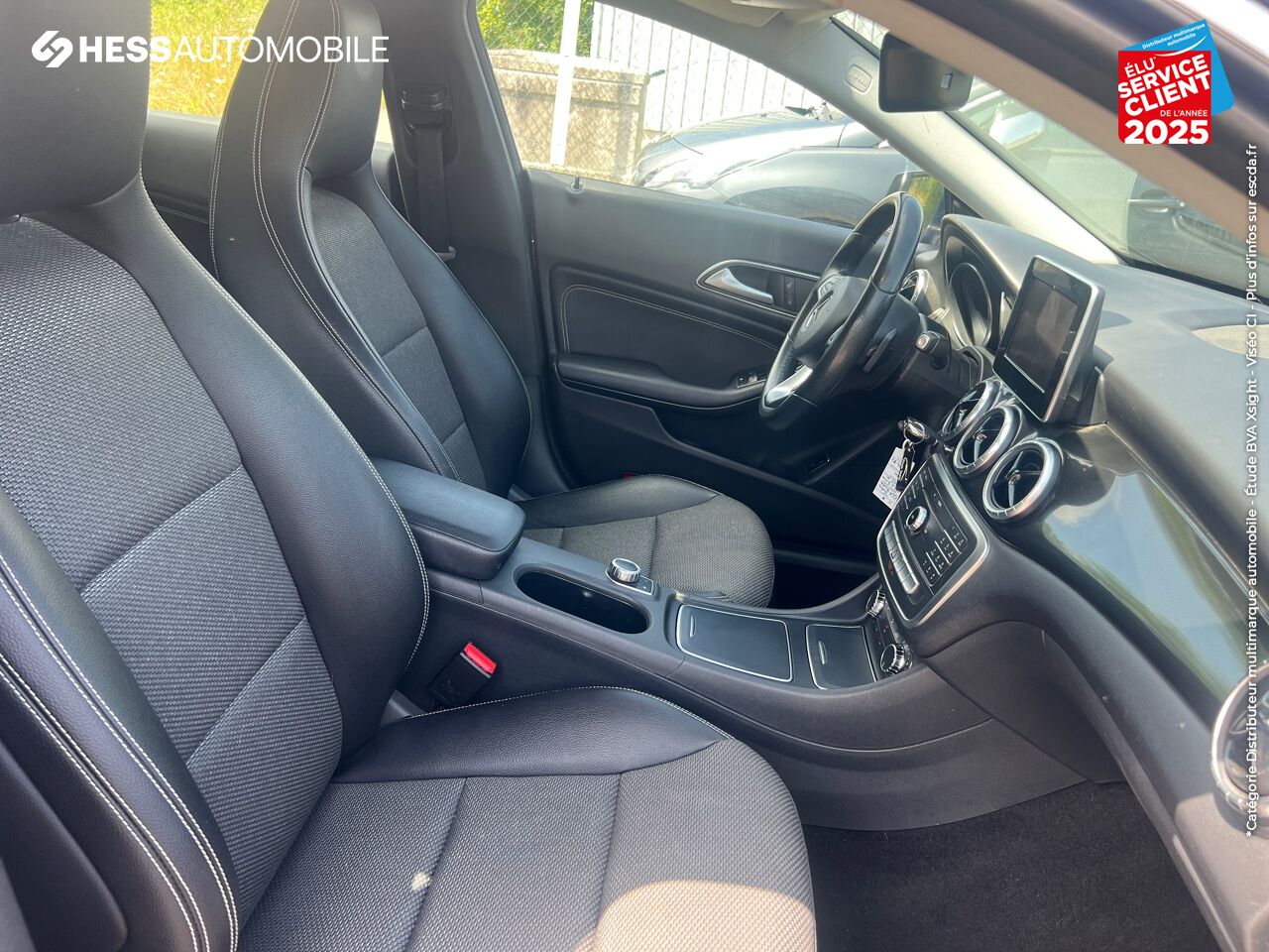Véhicule d'occasion MERCEDES-BENZ CLA SHOOTING BRAKE 180 D BUSINESS 7G-DCT chez BMW Dole
