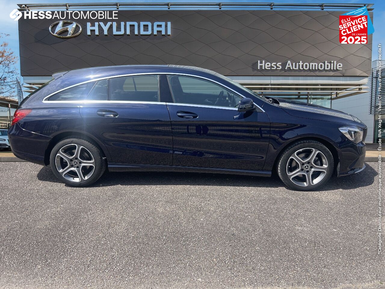 Véhicule d'occasion MERCEDES-BENZ CLA SHOOTING BRAKE 180 D BUSINESS 7G-DCT chez BMW Dole