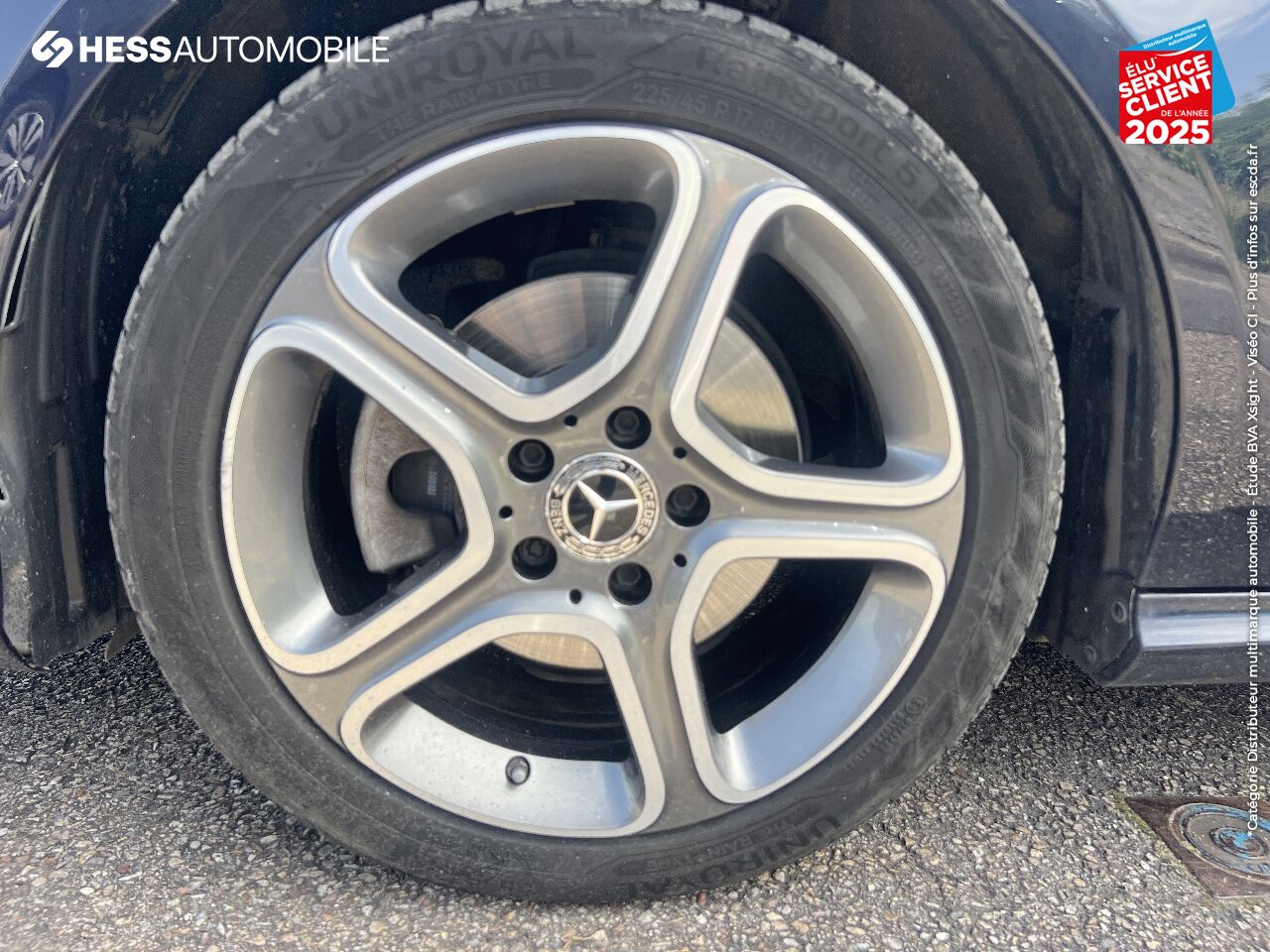 Véhicule d'occasion MERCEDES-BENZ CLA SHOOTING BRAKE 180 D BUSINESS 7G-DCT chez BMW Dole