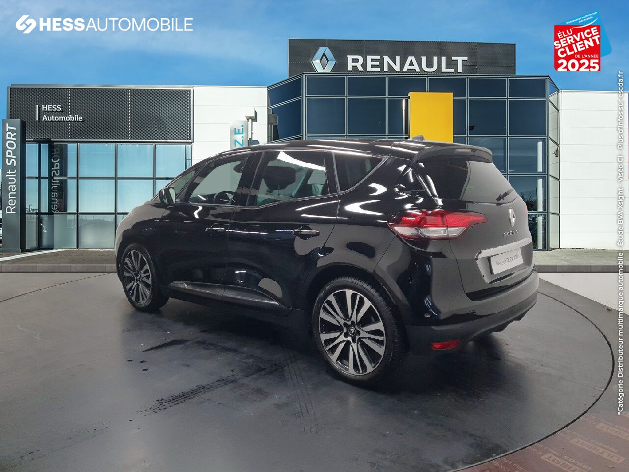 Véhicule d'occasion RENAULT SCENIC 1.6 DCI 130CH ENERGY INITIALE PARIS CUIR SIEGE CHAUF GPS CAMERA PARK ASSIST chez Renault Strasbourg
