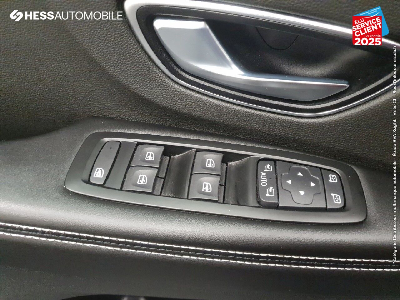 Véhicule d'occasion RENAULT SCENIC 1.6 DCI 130CH ENERGY INITIALE PARIS CUIR SIEGE CHAUF GPS CAMERA PARK ASSIST chez Renault Strasbourg