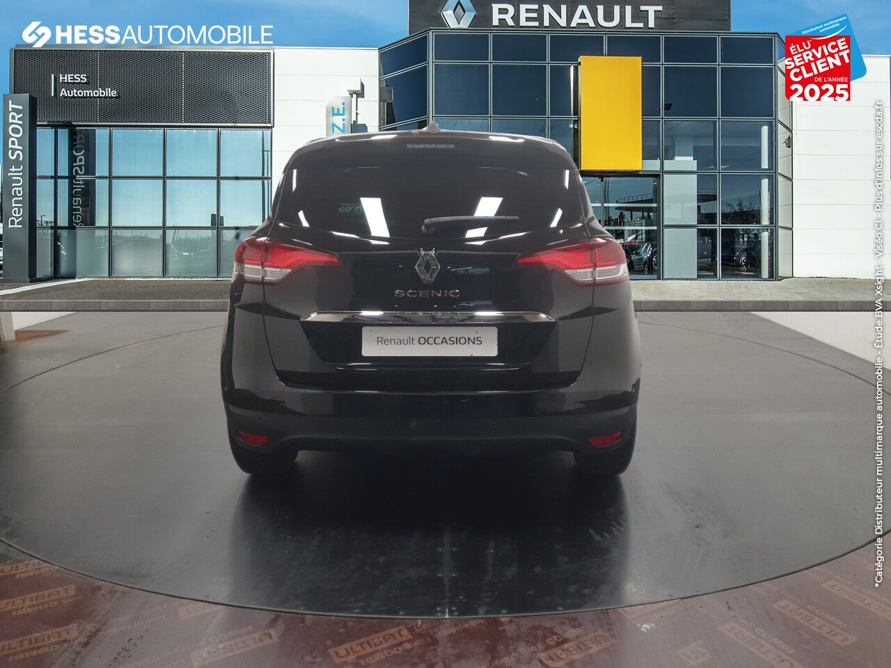Véhicule d'occasion RENAULT SCENIC 1.6 DCI 130CH ENERGY INITIALE PARIS CUIR SIEGE CHAUF GPS CAMERA PARK ASSIST chez Renault Strasbourg