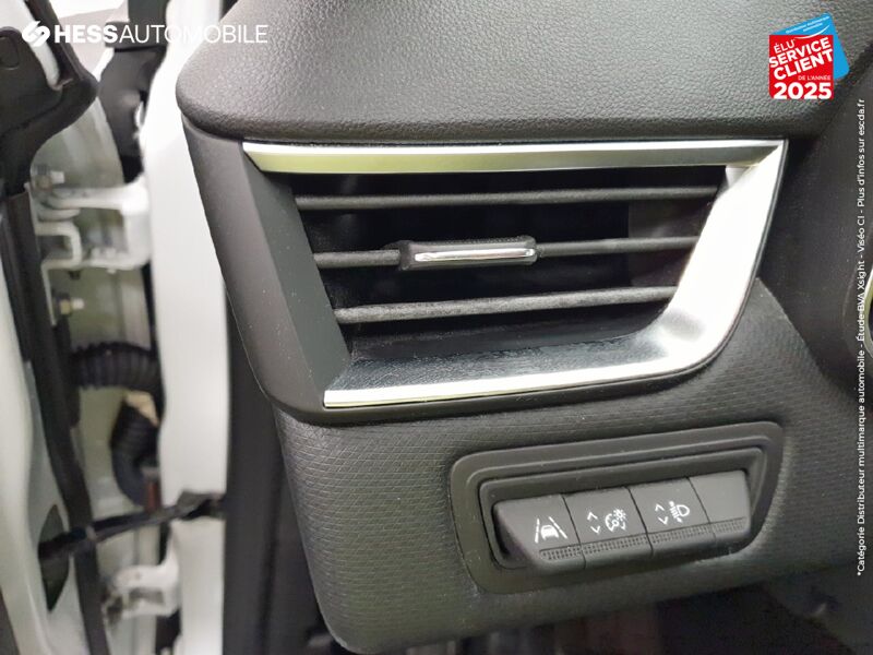 Véhicule d'occasion RENAULT CLIO 1.5 BLUE DCI 85CH BUSINESS GPS chez Renault Strasbourg