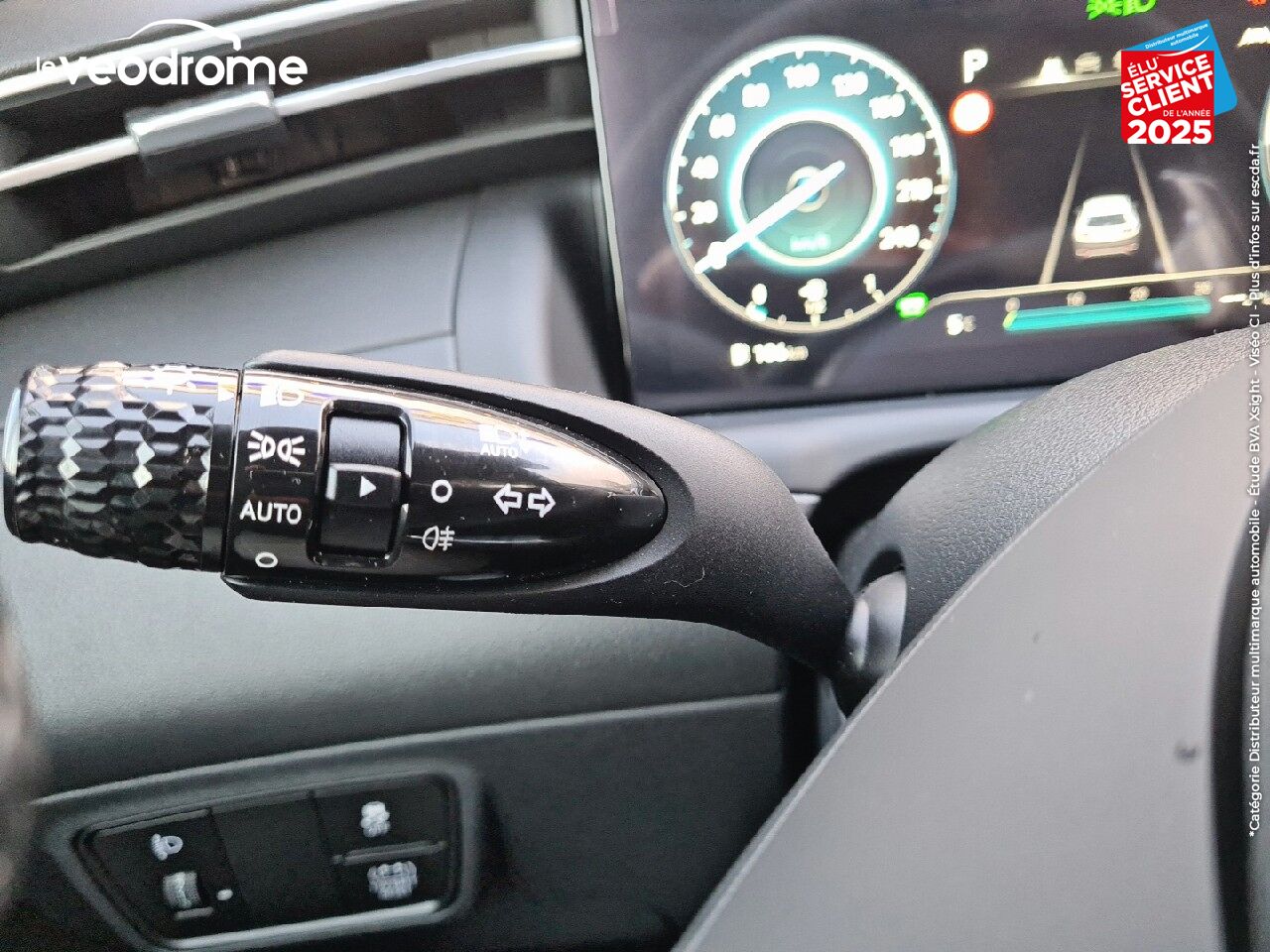 Véhicule d'occasion HYUNDAI TUCSON 1.6 T-GDI 230CH HYBRID BUSINESS BVA6 APPLE CARPLAY/ANDROID AUTO CAMERA chez Le Veodrome