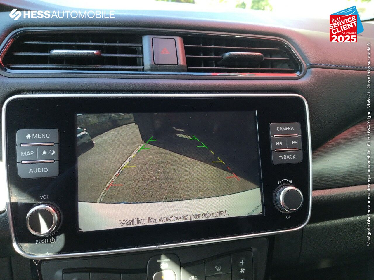Véhicule d'occasion NISSAN LEAF 150CH 40KWH ACENTA 19 SIEGE CHAUFF GPS CAMERA chez Nissan Metz