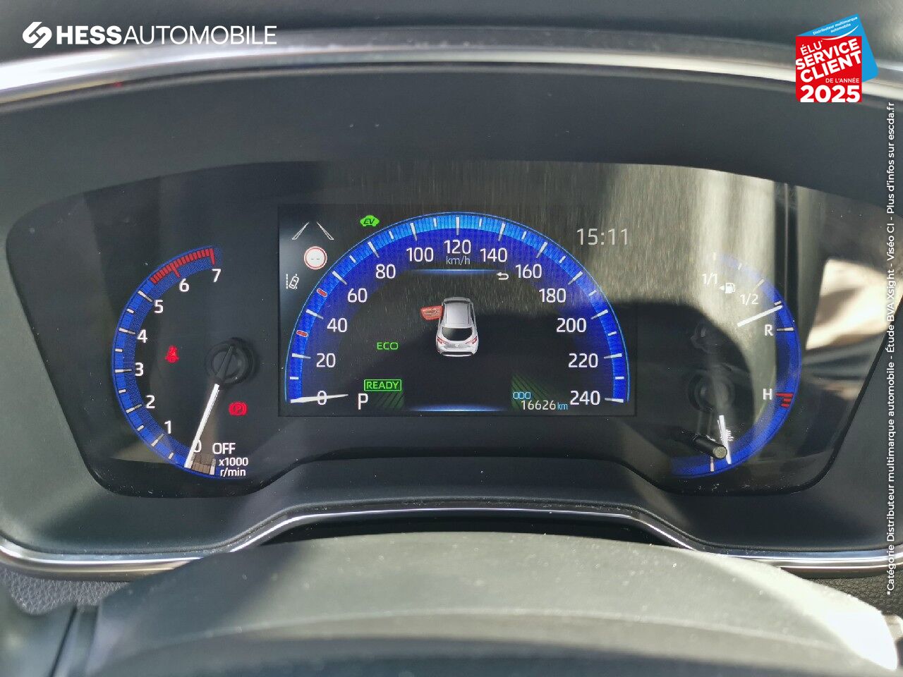 Véhicule d'occasion TOYOTA COROLLA 122H DESIGN GPS CAMERA chez Toyota Besançon