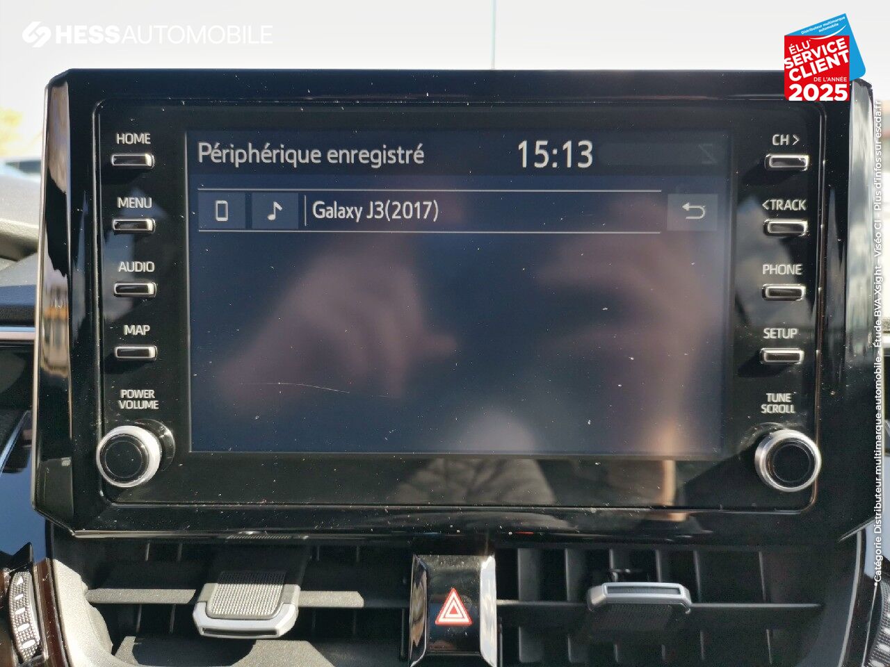 Véhicule d'occasion TOYOTA COROLLA 122H DESIGN GPS CAMERA chez Toyota Besançon