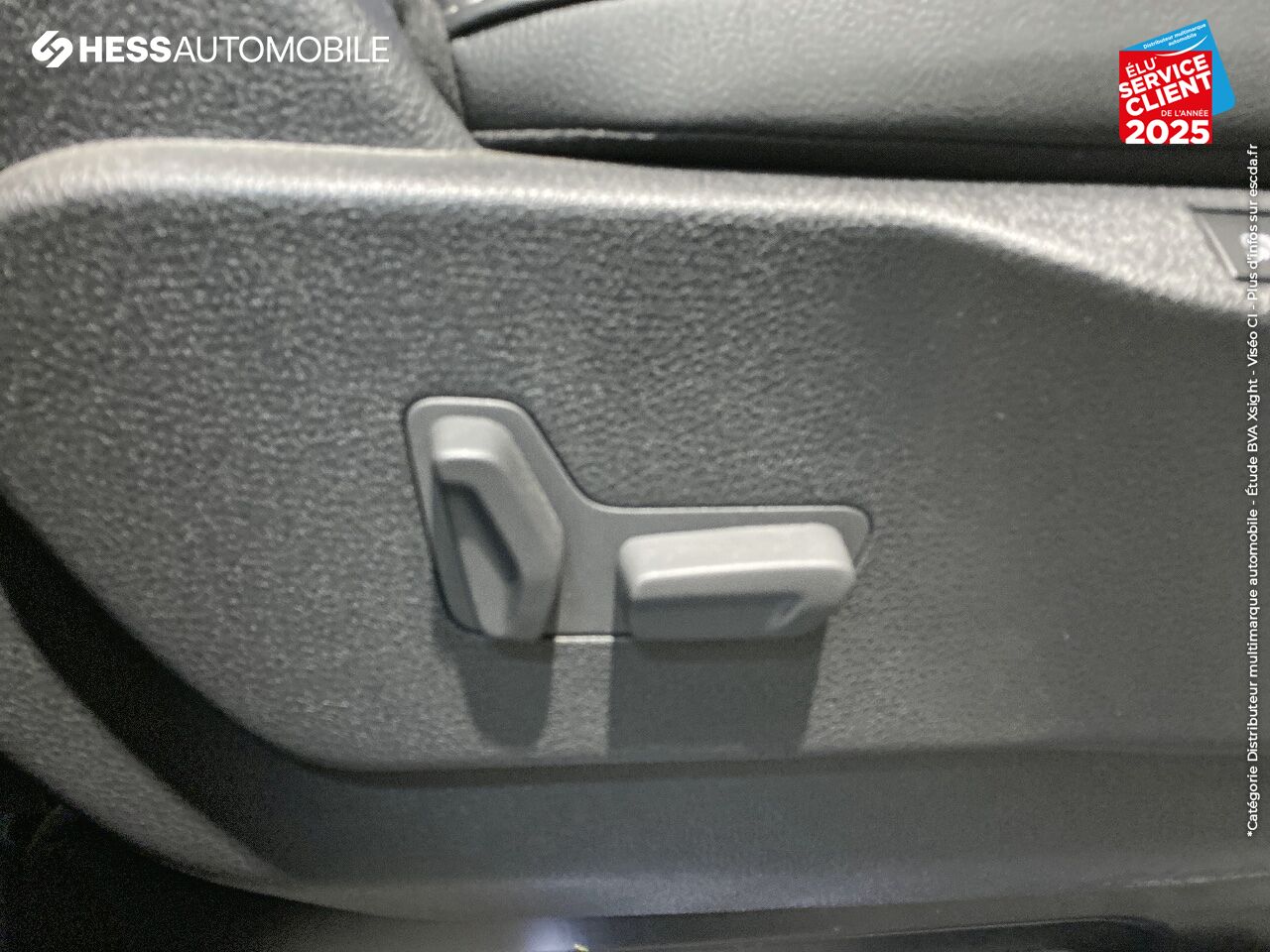 Véhicule d'occasion PEUGEOT TRAVELLER ELECTRIQUE 136CH 100KW BATTERIE 75KWH LONG BUSINESS VIP 6 PLACES chez Peugeot Charleville
