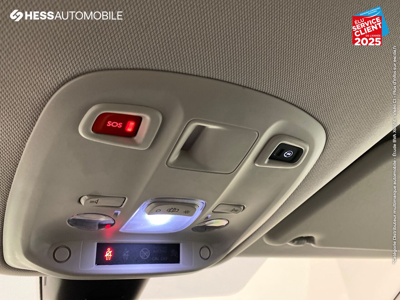 Véhicule d'occasion PEUGEOT TRAVELLER ELECTRIQUE 136CH 100KW BATTERIE 75KWH LONG BUSINESS VIP 6 PLACES chez Peugeot Charleville