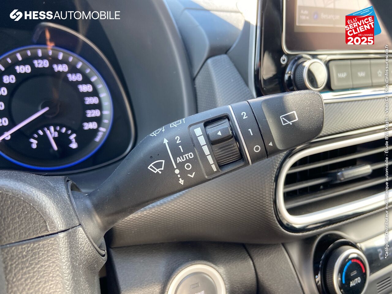 Véhicule d'occasion HYUNDAI KONA 1.6 GDI 141CH HYBRID CREATIVE DCT-6 GPS CAMERA CARPLAY chez Hyundai Reims
