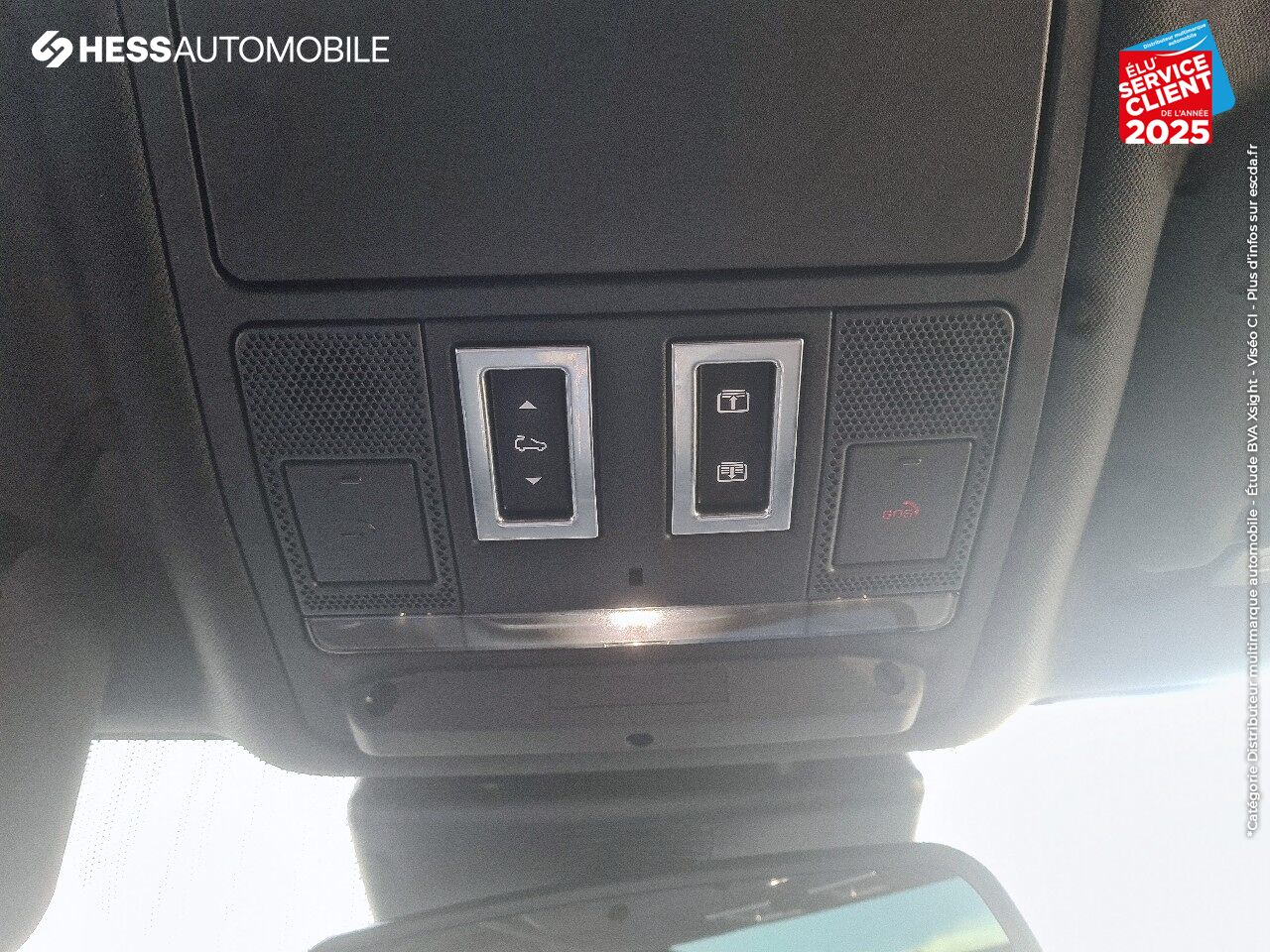 Véhicule d'occasion JAGUAR F-PACE V6 3.0D 300CH R-SPORT 4X4 BVA8 TPANO GPS CAMERA RADAR AV/AR XENON JA19 chez Jaguar Metz