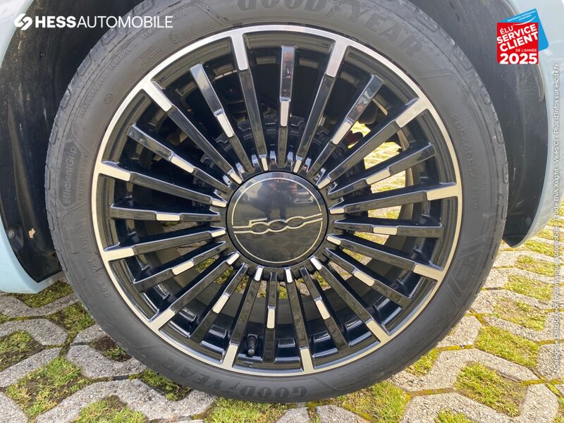 Véhicule d'occasion FIAT 500 E 118CH ICONE PLUS chez Fiat Besançon