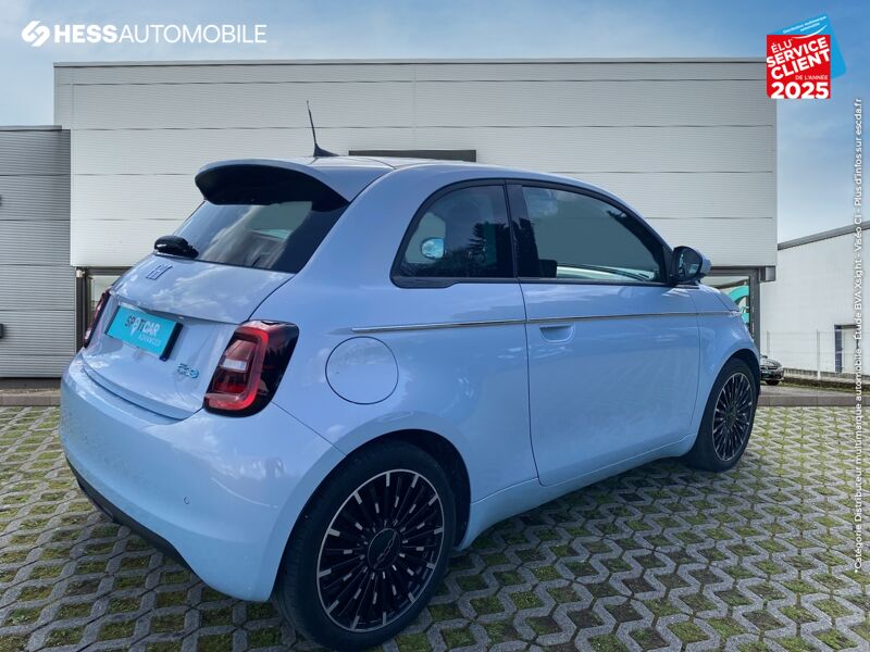 Véhicule d'occasion FIAT 500 E 118CH ICONE PLUS chez Fiat Besançon