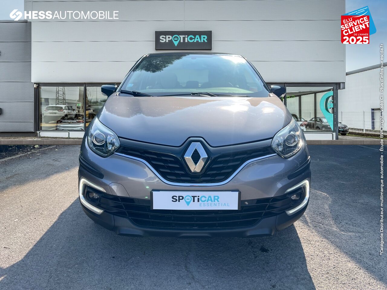 Véhicule d'occasion RENAULT CAPTUR 1.5 DCI 90CH ENERGY BUSINESS EDC EURO6C GPS chez Renault Sélestat