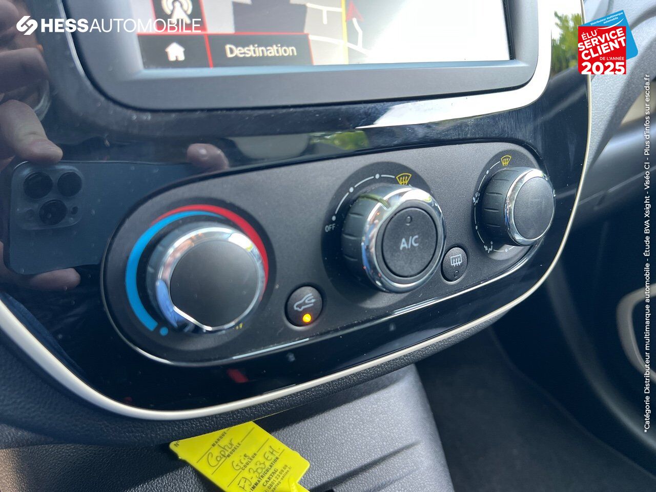 Véhicule d'occasion RENAULT CAPTUR 1.5 DCI 90CH ENERGY BUSINESS EDC EURO6C GPS chez Renault Sélestat