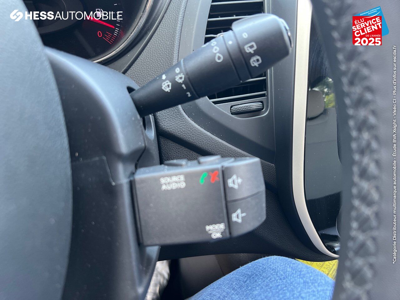 Véhicule d'occasion RENAULT CAPTUR 1.5 DCI 90CH ENERGY BUSINESS EDC EURO6C GPS chez Renault Sélestat