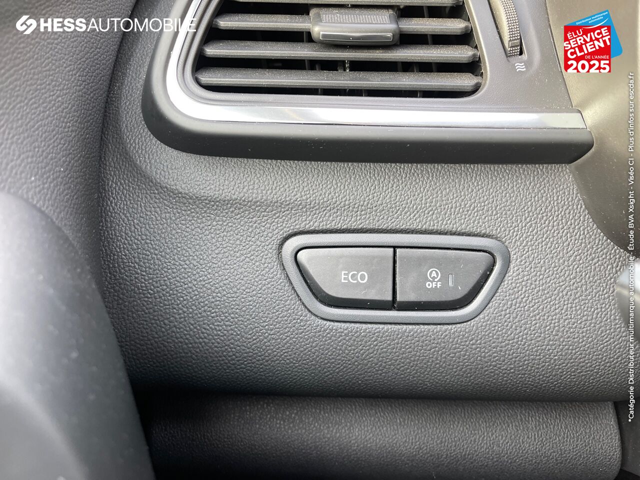 Véhicule d'occasion RENAULT KADJAR 1.3 TCE 140CH FAP BUSINESS - 21 chez Renault Saint-Louis
