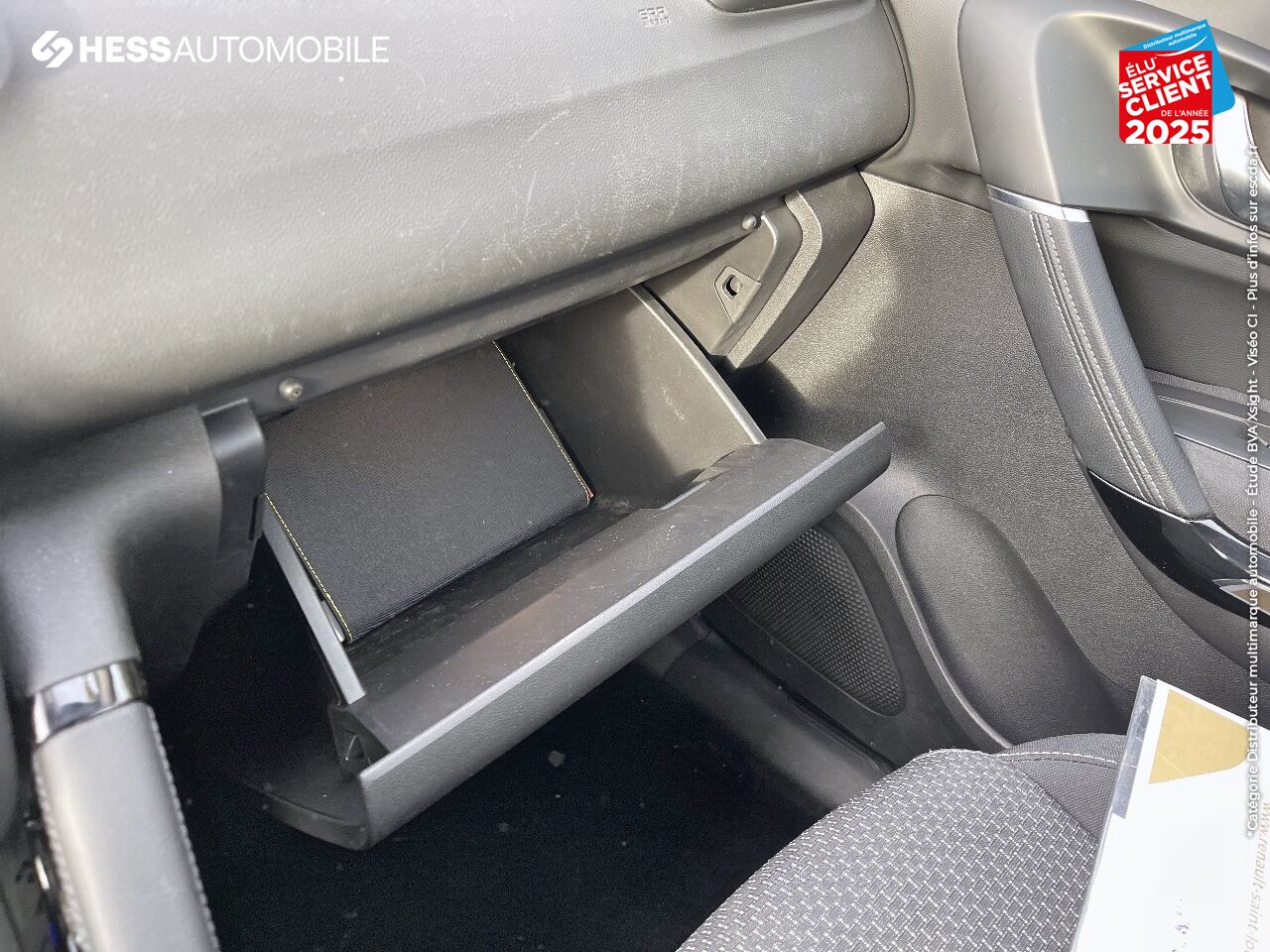 Véhicule d'occasion RENAULT KADJAR 1.3 TCE 140CH FAP BUSINESS - 21 chez Renault Saint-Louis