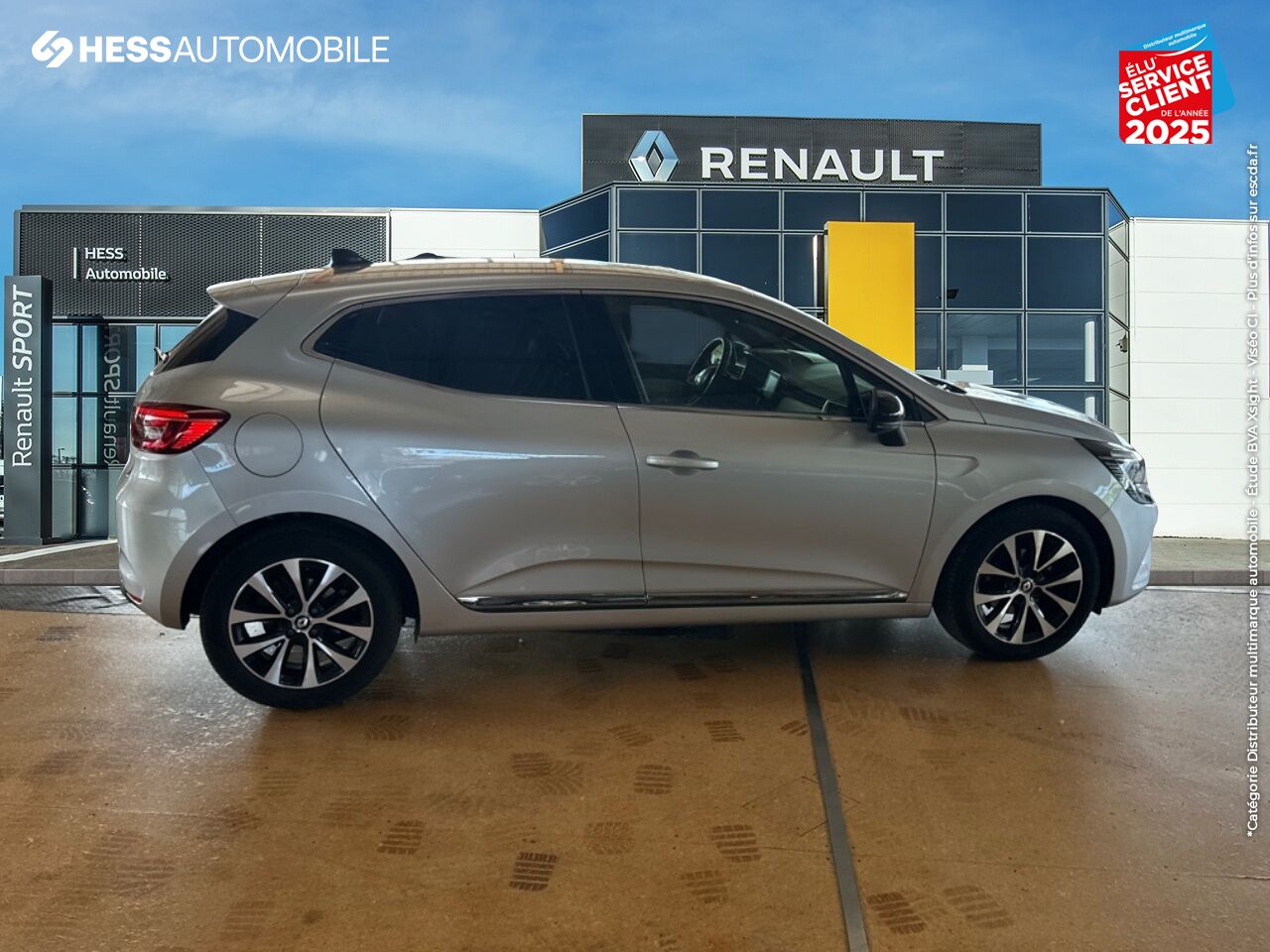 Véhicule d'occasion RENAULT CLIO 1.0 TCE 90CH TECHNO chez Peugeot Sedan