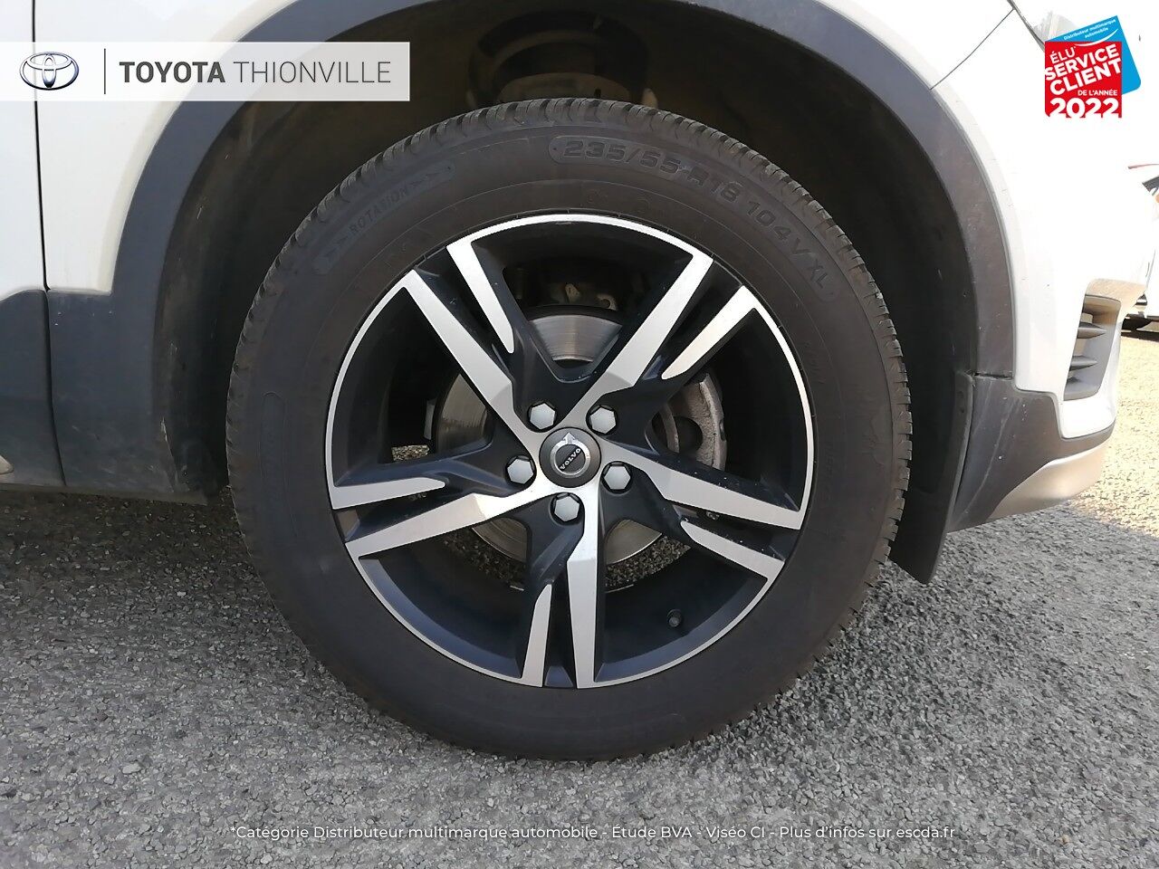 Véhicule d'occasion VOLVO XC40 D3 ADBLUE 150CH MOMENTUM chez Volvo Metz