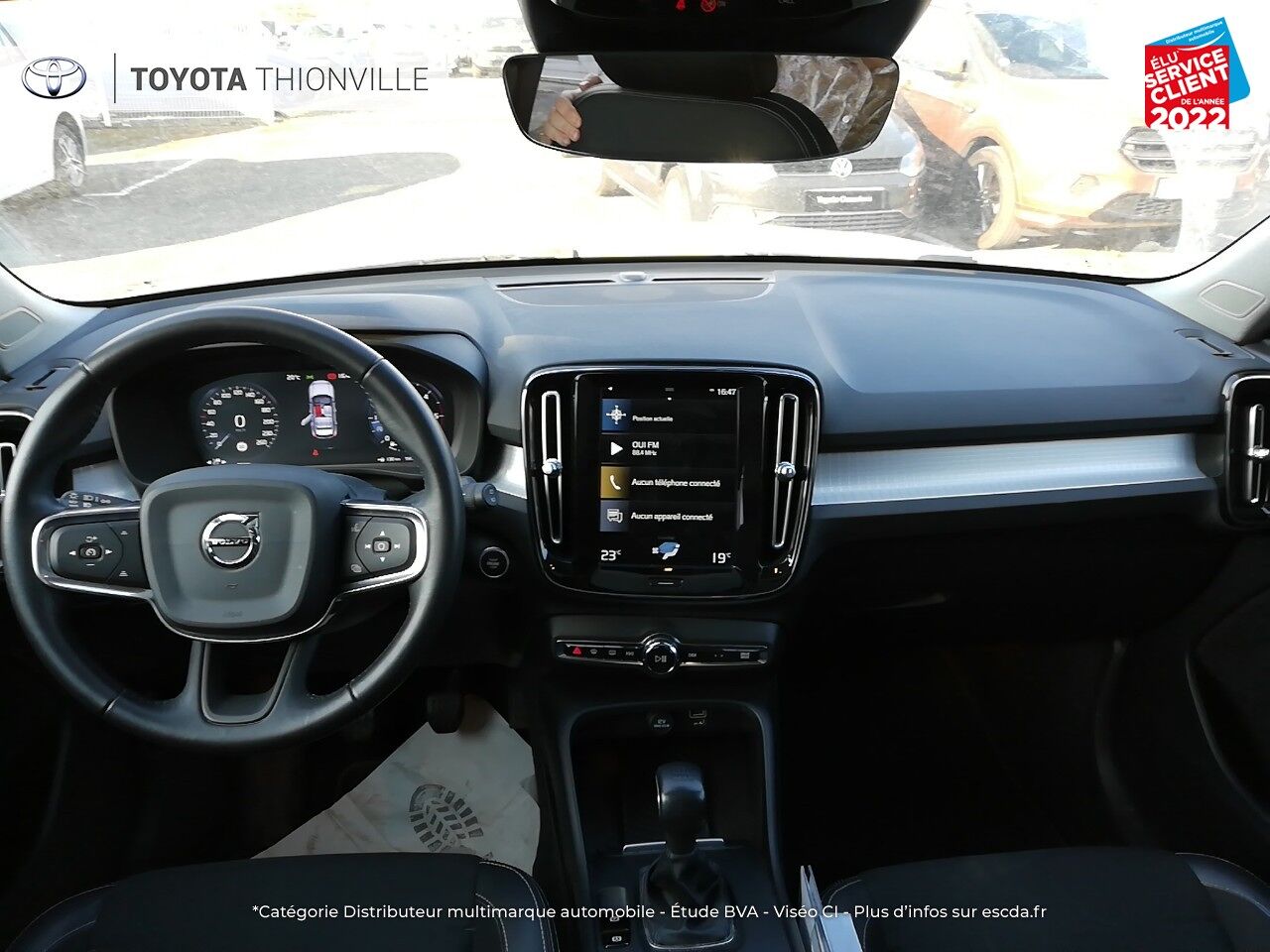 Véhicule d'occasion VOLVO XC40 D3 ADBLUE 150CH MOMENTUM chez Volvo Metz