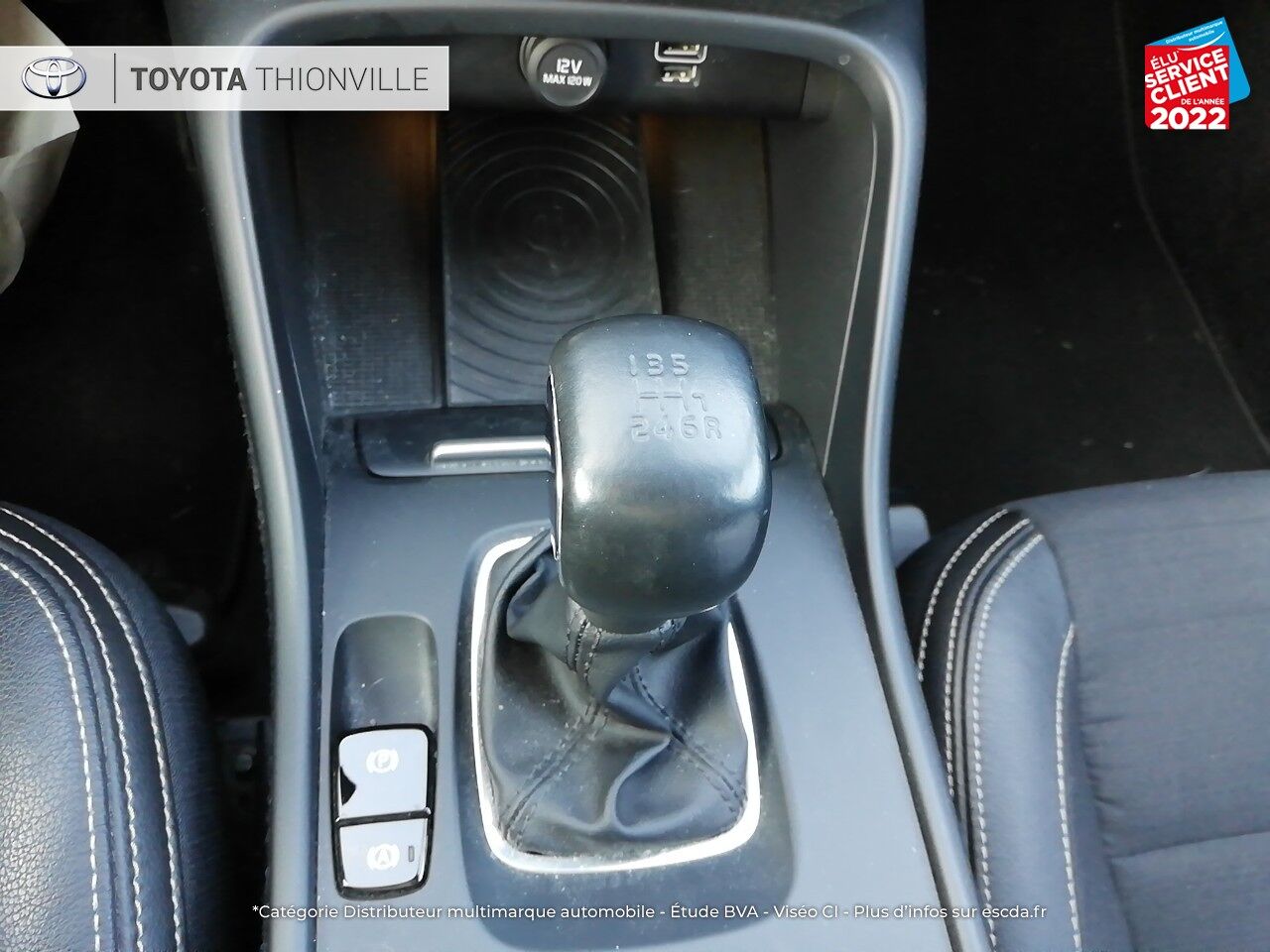 Véhicule d'occasion VOLVO XC40 D3 ADBLUE 150CH MOMENTUM chez Volvo Metz