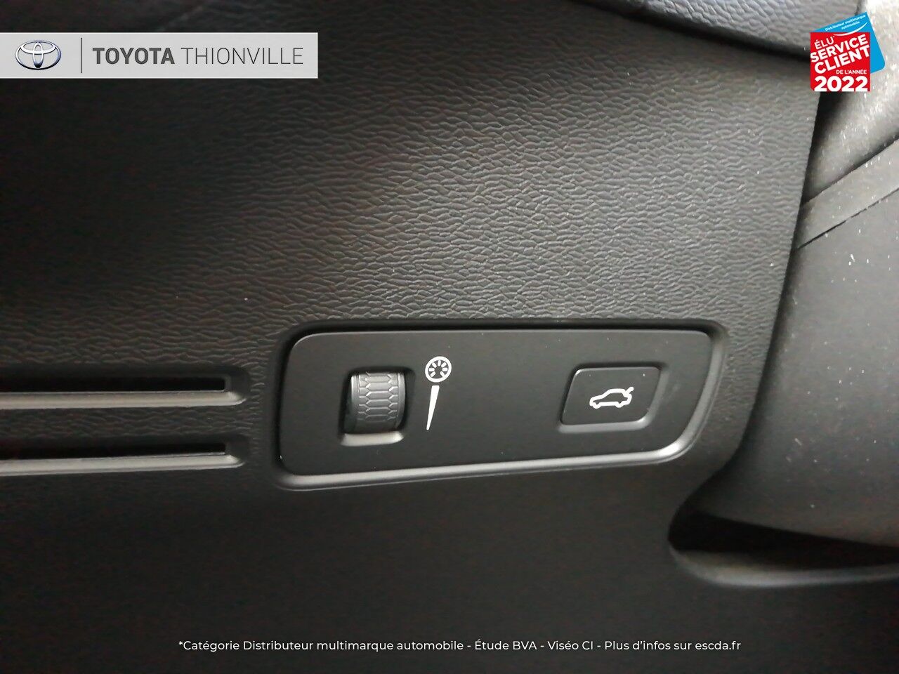 Véhicule d'occasion VOLVO XC40 D3 ADBLUE 150CH MOMENTUM chez Volvo Metz