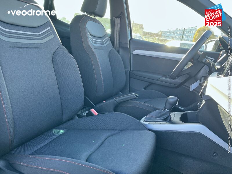 Véhicule d'occasion SEAT ARONA 1.0 TSI 110CH FR DSG7 CAMERA GPS chez Le Veodrome