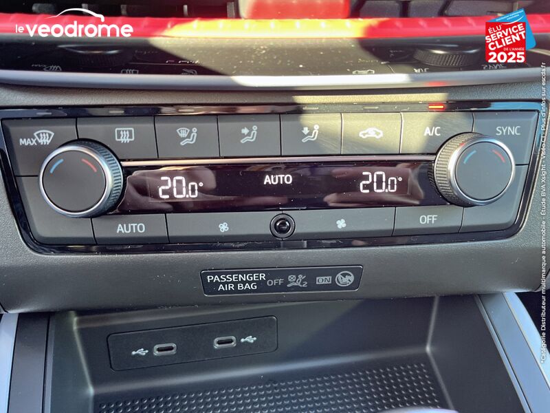 Véhicule d'occasion SEAT ARONA 1.0 TSI 110CH FR DSG7 CAMERA GPS chez Le Veodrome